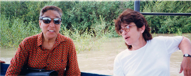 Con Milagros Mata Gil en el Orinoco, 1998.