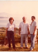 Con Gastón y Régulo Hernández en un congreso de historia en Santander, 1982.